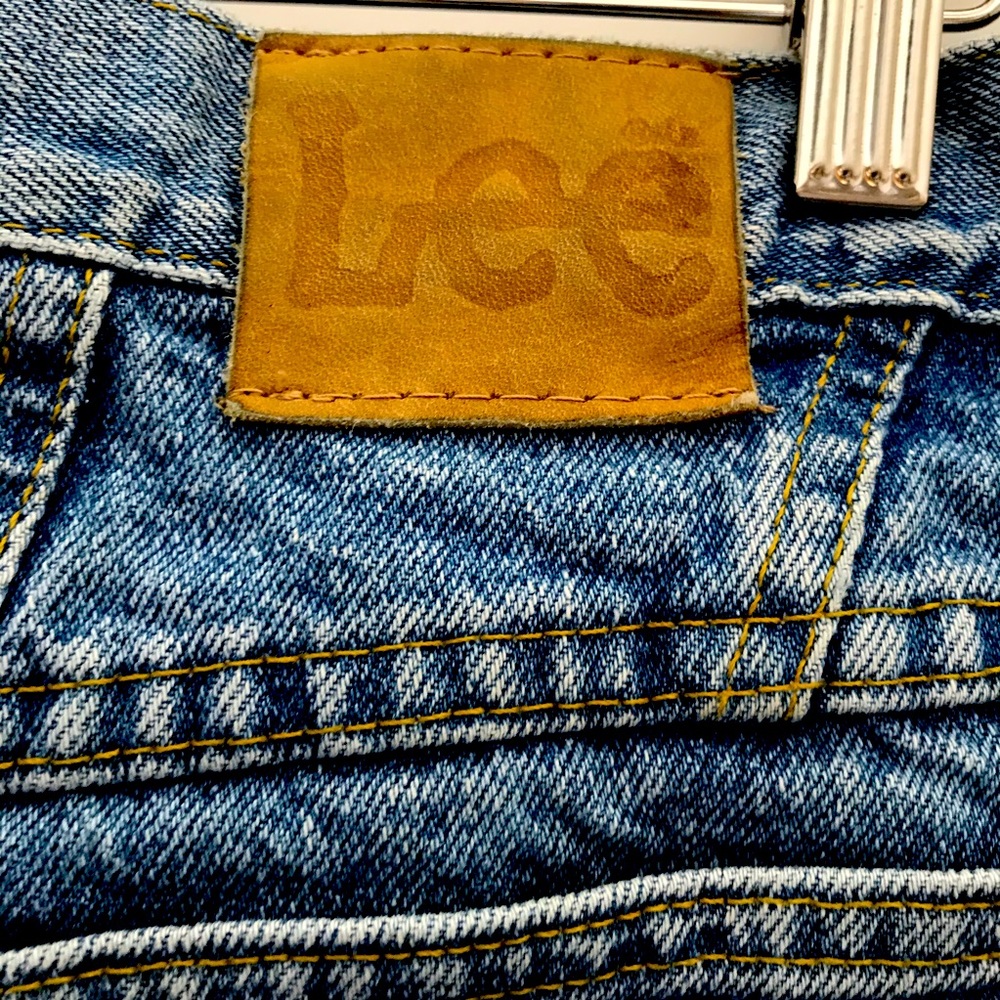 Vintage Lee mom/dad jeans stains on front as shown  vintage size 18w/P